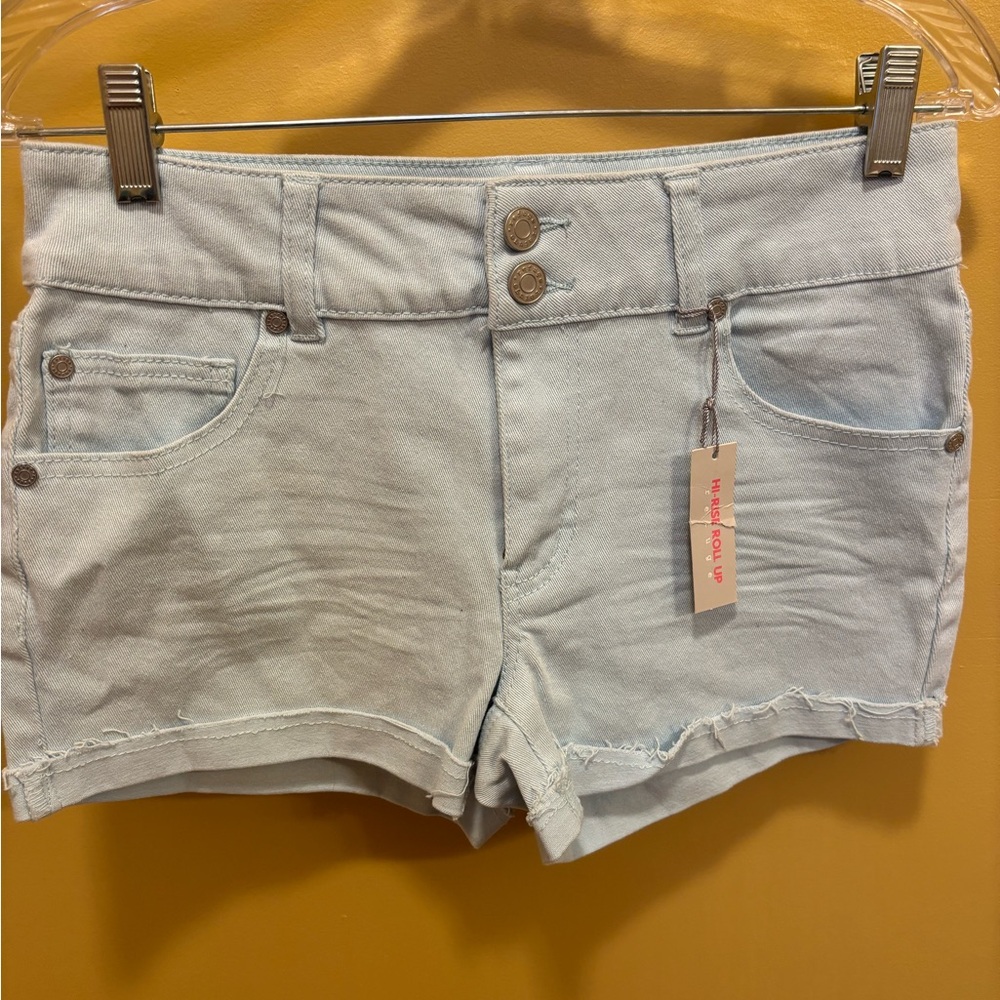 Refuge shorts size 6